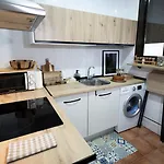 Galarza Apartment *